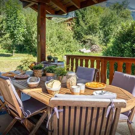 Igel - Ovo Network Chalet Chatel